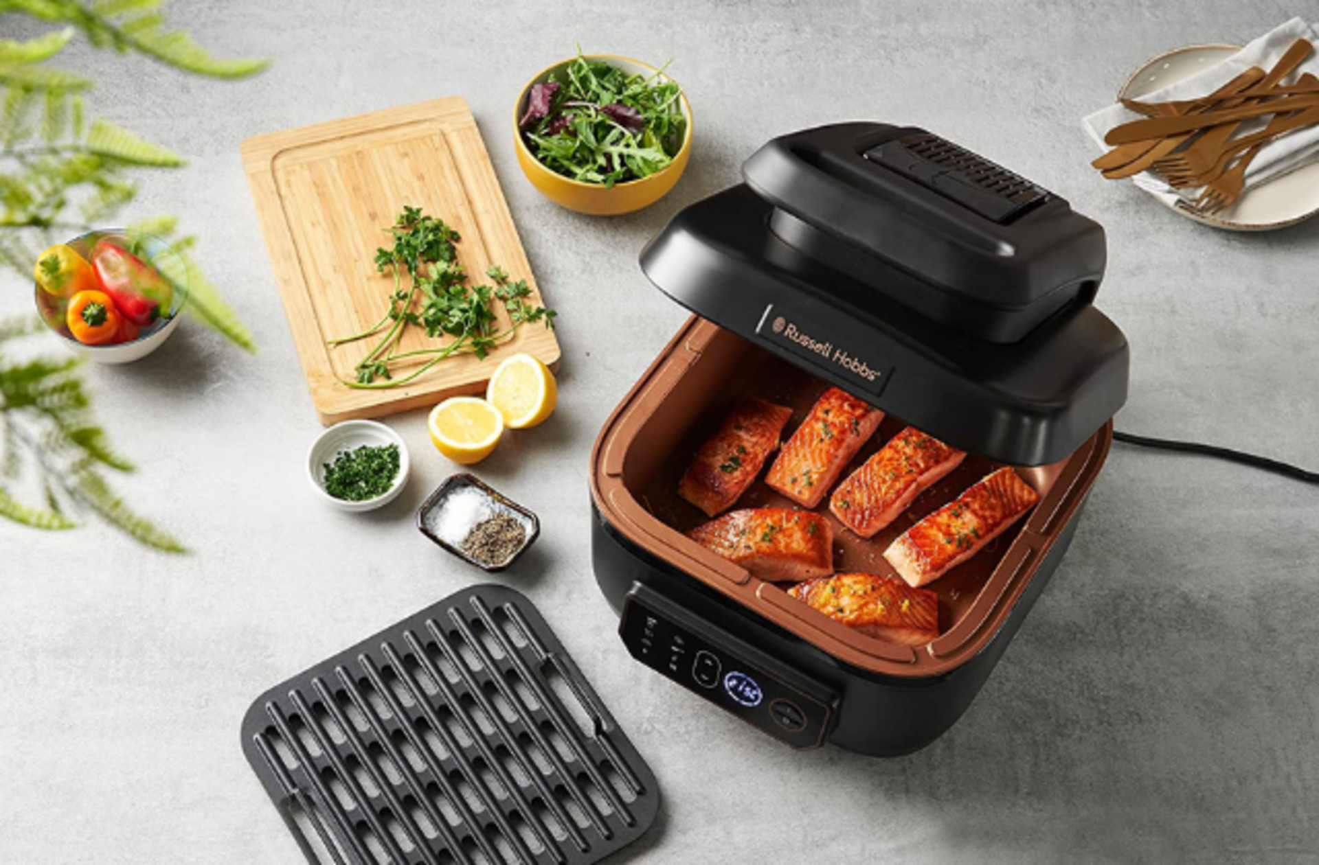 Fiyatı 5 bin 589 TL'ye düştü! Bir airfryerdan daha fazlası Russell Hobbs sıcak hava fritözünde indirim