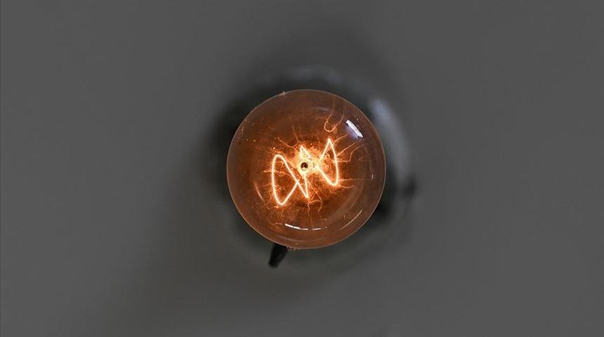 122 yıldan beri kesintisiz yanıyor! Hepsi bozuldu bir tek o sapasağlam...