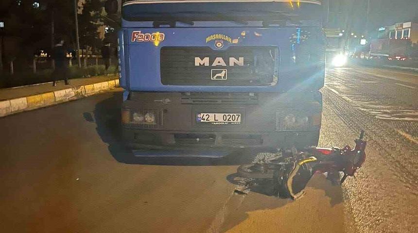 Konya’da tır motosiklete çarptı: 1 yaralı