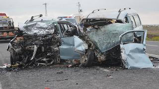 Konya'da feci kaza! Minibüs ile kamyonet çarpıştı: 4 ölü 