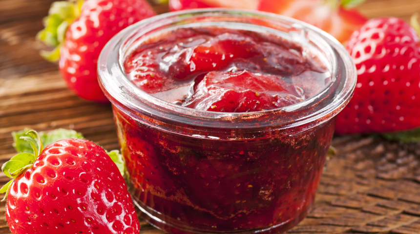 Mis kokulu çilek reçeli tarifi! Tam kıvamında çilek reçeli nasıl yapılır?