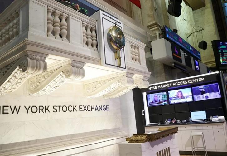 New York borsası düşüşle açıldı