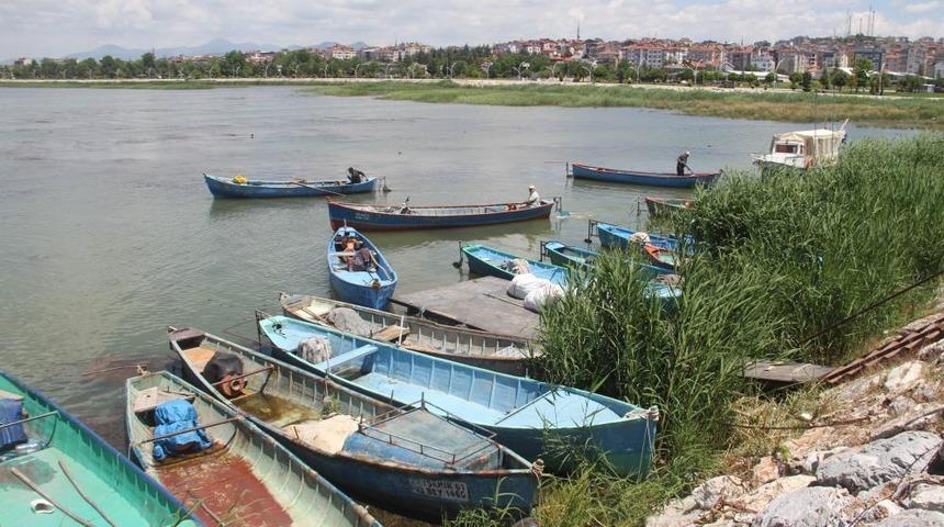 Beyşehir Gölü’nde balık avı sezonunu açıldı