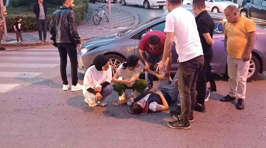 Otomobilin &ccedil;arptığı bisikletli yaralandı