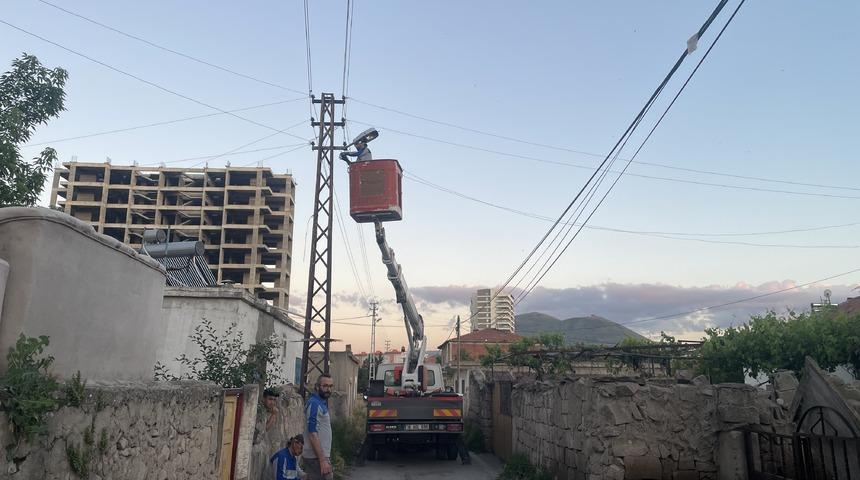 Kayseri'de elektrik akımına kapılan 11 yaşındaki çocuk yaralandı