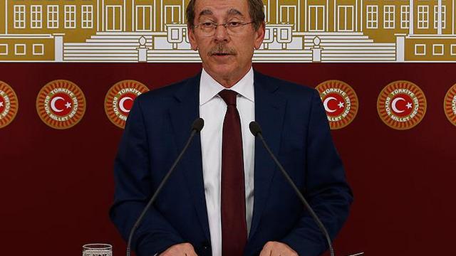 Abdüllatif Şener canlı yayında CHP'den istifa ettiğini duyurdu! Kime oy verdiğini açıklayınca stüdyodakiler şaşkına döndü