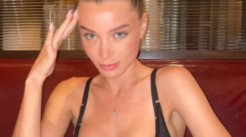 Lana Rhoades ne sınır tanıdı ne de limit! Transparan kıyafetinin içine hiçbir şey giymeden poz verdi