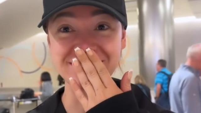 Pasaport fotoğrafındaki bakımlı halini gören sınır görevlileri gerçek halini tanıyamadı! “Beni neredeyse uçağa almıyorlardı”