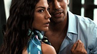 Başrollerini Demet Özdemir ve Şükrü Özyıldız’ın paylaştığı “Aşk Taktikleri 2” filminin resmi fragmanı yayınlandı! Vizyon tarihine geri sayım başladı