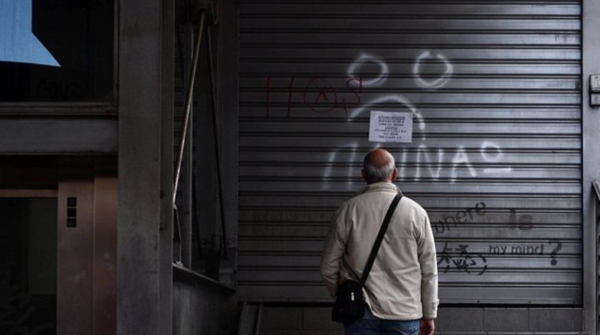 &Uuml;lkede hayat durdu! H&uuml;k&uuml;meti protesto ediyorlar