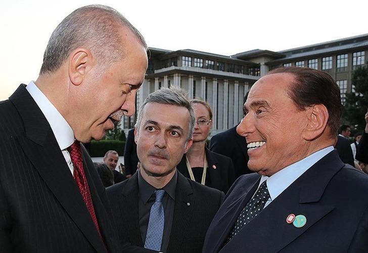 Erdoğan, Berlusconi için yazı kaleme aldı! Yıllar önceki o anısını paylaştı