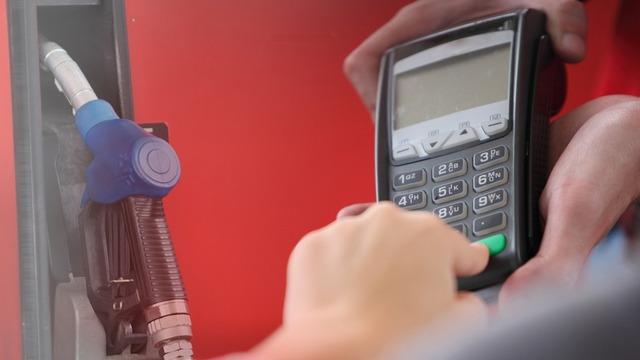 SON DAKİKA | Benzine 16, motorine 19 liralık zam! Böylesi ne görüldü ne duyuldu: Akaryakıt fiyatları peş peşe değişti… (14 Eylül Perşembe güncel benzin-mazot fiyatı) Son dakika benzin-mazot fiyatları… 