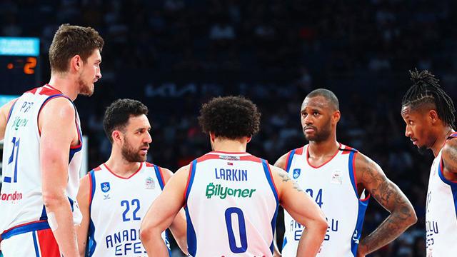 MAÇ SONUCU: Basketbol Süper Ligi'nde şampiyon Anadolu Efes! Lacivert - beyazlılar, 16. kez kupayı müzesine götürdü...