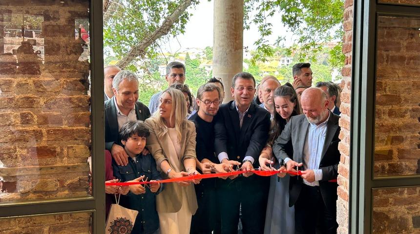 Büyükada'da yenilenen Taş Mektep törenle hizmete açıldı