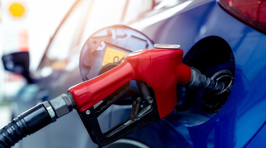 Son dakika: Motorin fiyatları bu gece 24 lirayı aşacak! Akaryakıta yeniden zam geliyor: 26 Ocak sonrası ilk kez olacak…