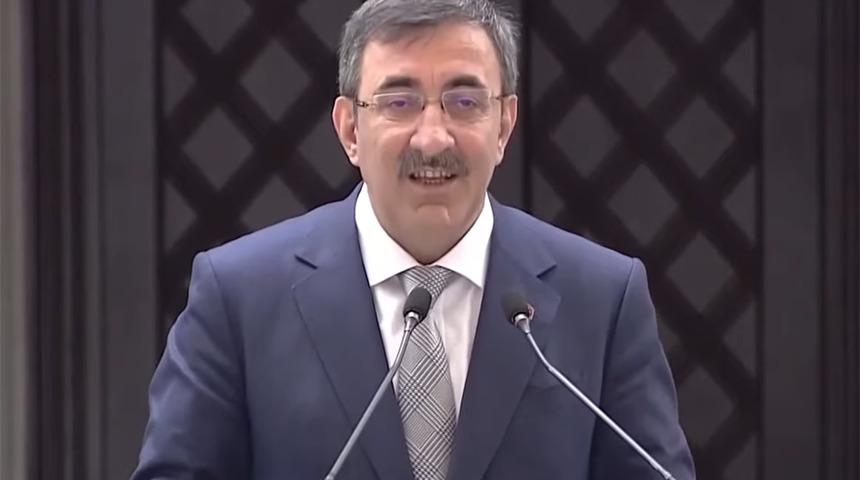 Cumhurbaşkanı Erdoğan'ın isteğini hatırlatıp 'Gerekli tüm tedbirleri alacağız' dedi! Cumhurbaşkanı Yardımcısı Yılmaz'dan 'Ercan Uluslararası Havalimanı' açıklaması