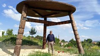 Gören şaşırıyor! Köyün yüksek bölgesine yerleştirdi: Ben bunun etrafına kale gibi duvar yapacağım