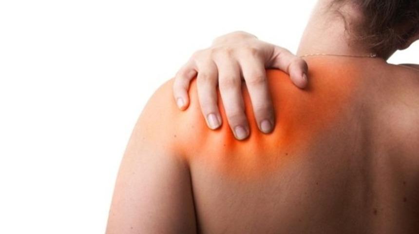 Geçmeyen omuz ağrısına dikkat!