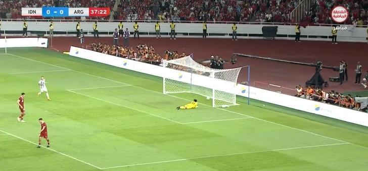 Galatasaray'ın gündemindeki yıldız, milli maçta şov yaptı! Leandro Paredes'in attığı gol ağızları açık bıraktı... G4