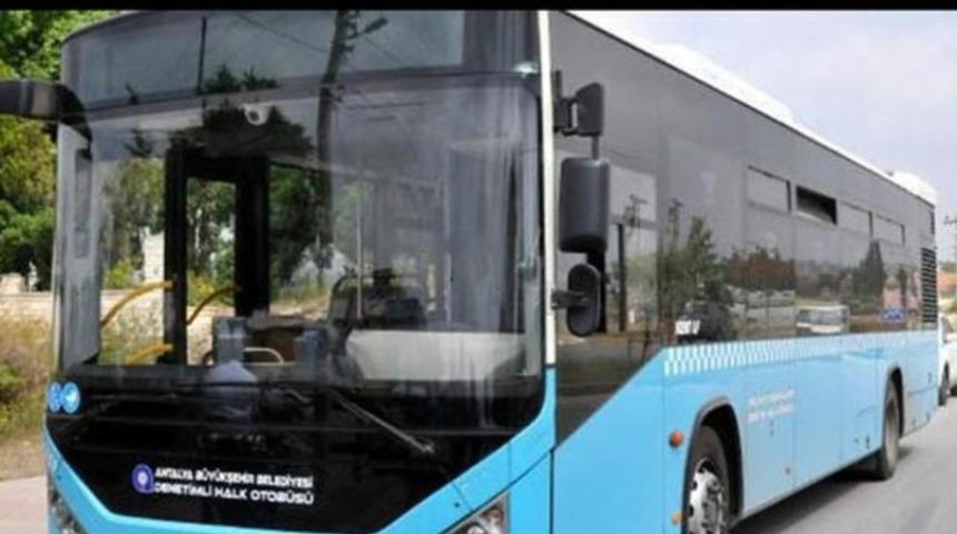 Her satırı ayrı skandal! Ehliyetine bakınca polis şaşkına döndü