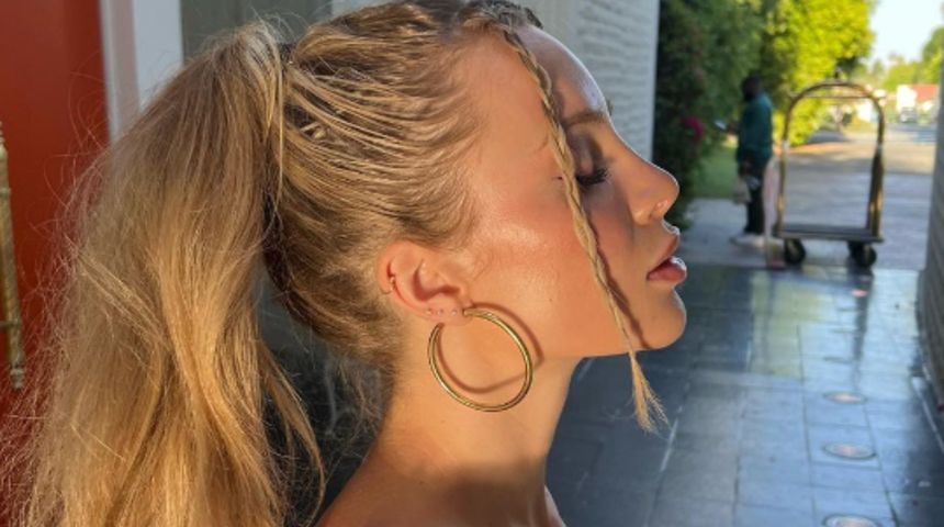 Sosyal medya fenomeni Daisy Keech Instagram’ı alev alev yaktı! Tanga bikinisiyle mutfağa girip yemek yaptı