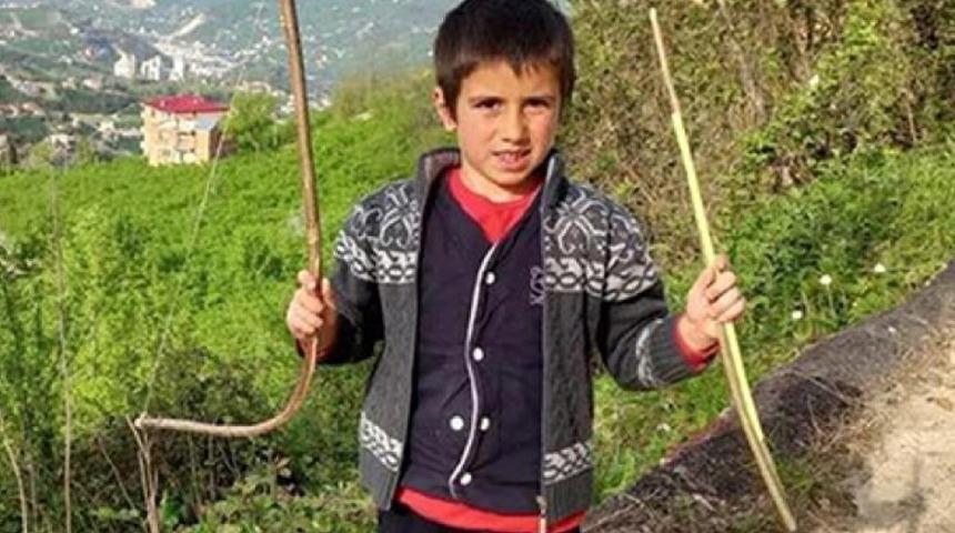 Başına isabet eden yorgun mermi nedeniyle hayatını kaybeden 9 yaşındaki Kerem Can son yolculuğuna uğurlandı