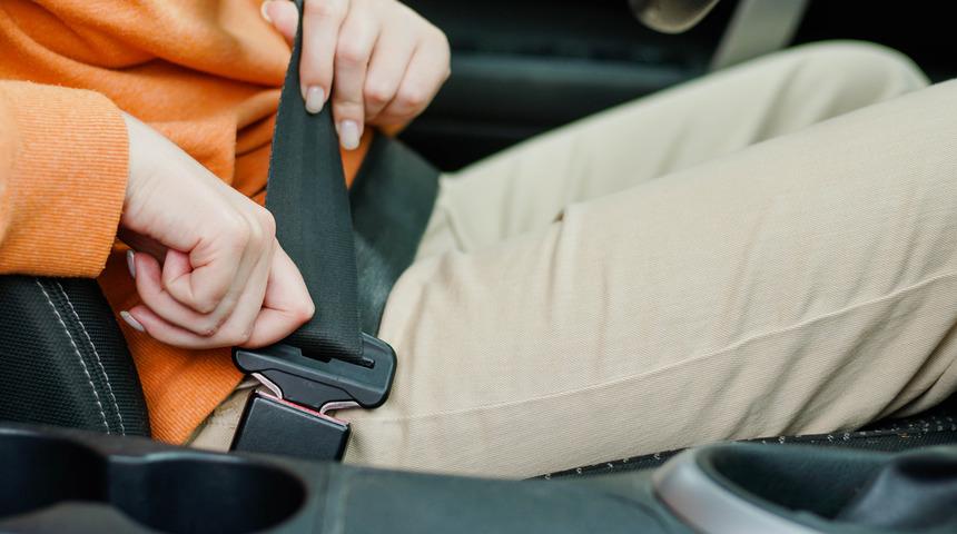 Emniyet kemeri takmama cezası ne kadar? 2023 emniyet kemeri cezası ücreti