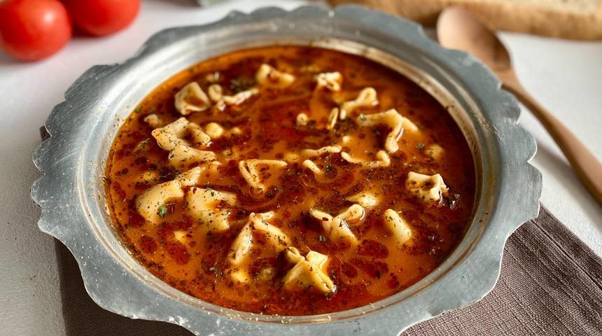 MasterChef yüksük çorbası nasıl yapılır, malzemeleri neler? Ana yemek tadında yüksük çorbası tarifi!