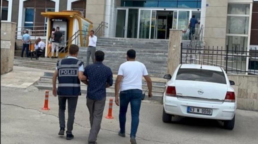 Motosiklet hırsızı 100 kamera kaydı izlenerek yakalandı