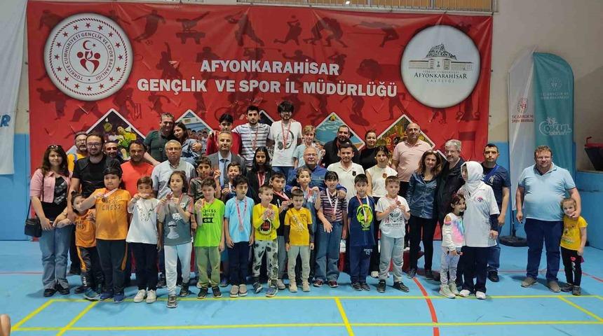 Afyonkarahisar’da satranç turnuvası tamamlandı