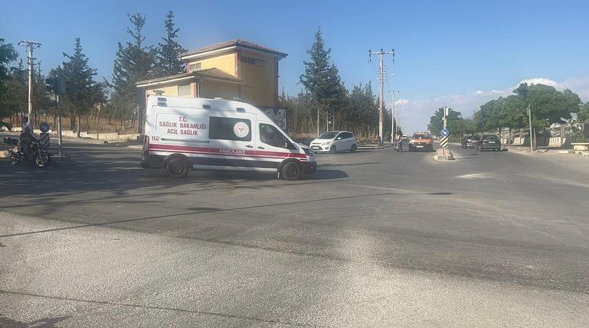 Kilis’te motosiklet ile otomobil çarpıştı: 1 yaralı