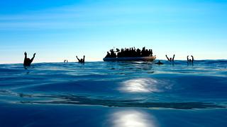 Son dakika | Sığınmacı teknesi battı: Okyanusta büyük facia! Onlarca kişi boğularak can verdi