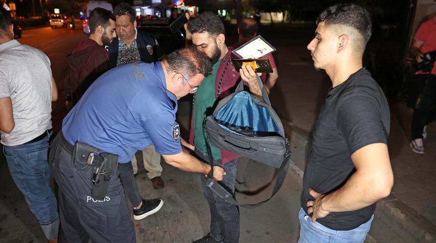 Adana'da "huzur ve güven" uygulamasında 58 şüpheli yakalandı