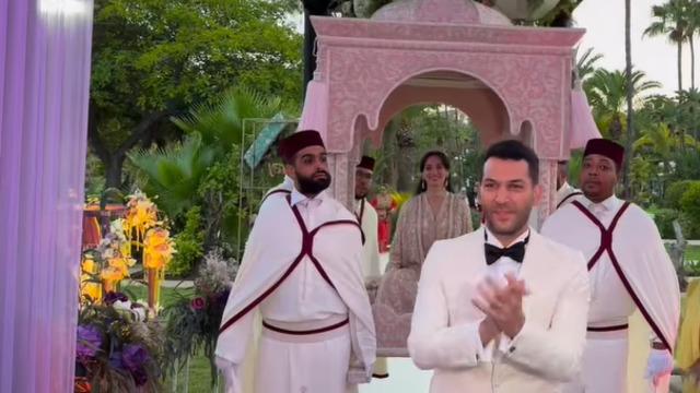 Murat Yıldırım kızı için Fas’ta düğün yaptı! Eşi Elbani taht içinde geldi, o anlar gündem oldu