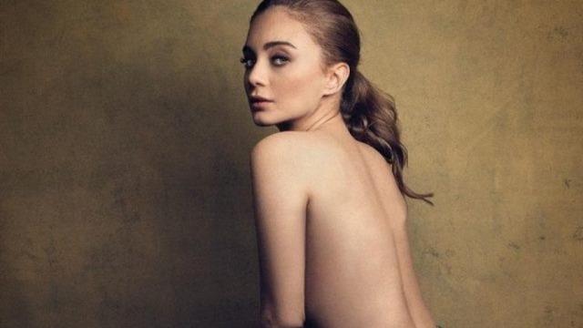 Maviye Sürgün'ün Defne'si Damla Sönmez'in yatak pozuyla nefes kesti! Gömleğini indirip... 