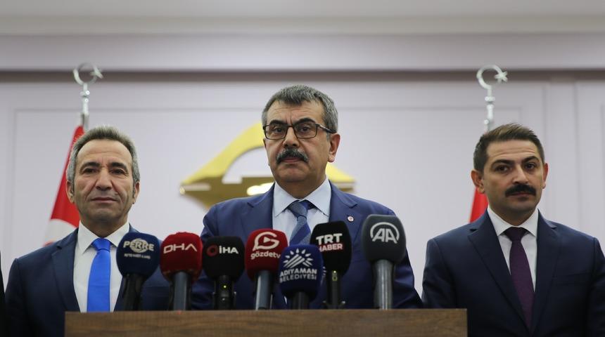 Bakan Tekin'den deprem bölgesindeki öğretmenlerin konaklama ihtiyacına ilişkin açıklama: