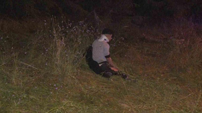 &Ccedil;atalca&rsquo;da kontrolden &ccedil;ıkan ara&ccedil; takla attı: 14 yaralı