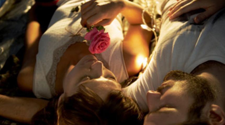 Sevgililer G&uuml;n&uuml; Mesajları