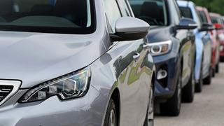 Sıfır otomobil satışında yeni düzenleme geldi ama değişen bir şey yok! Herkes Temmuz, Ağustos’u bekliyor…