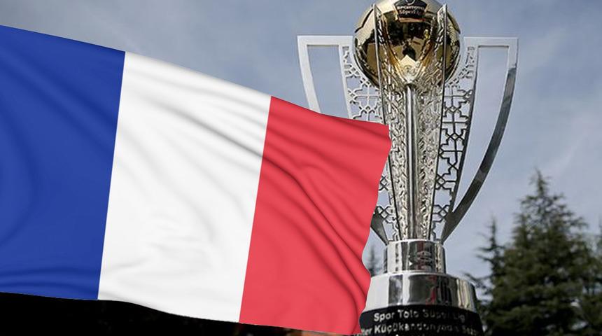 Süper Lig'e yeni çıkmışlardı! Samsunspor şimdi de Fransa'dan takım alıyor...