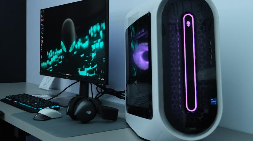 Türkiye'ye gelen Alienware ürünlerini tanıttı