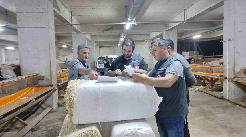 Rize’de kurban pazarlarında denetim ve dezenfeksiyon çalışmaları devam ediyor