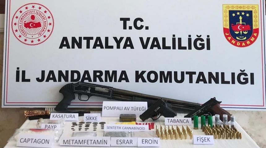 Antalya'da uyuşturucu operasyonunda 6 şüpheli yakalandı
