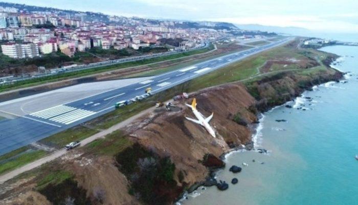 Trabzon'da pistten çıkan uçak böyle görüntülendi! Korku dolu kareler...