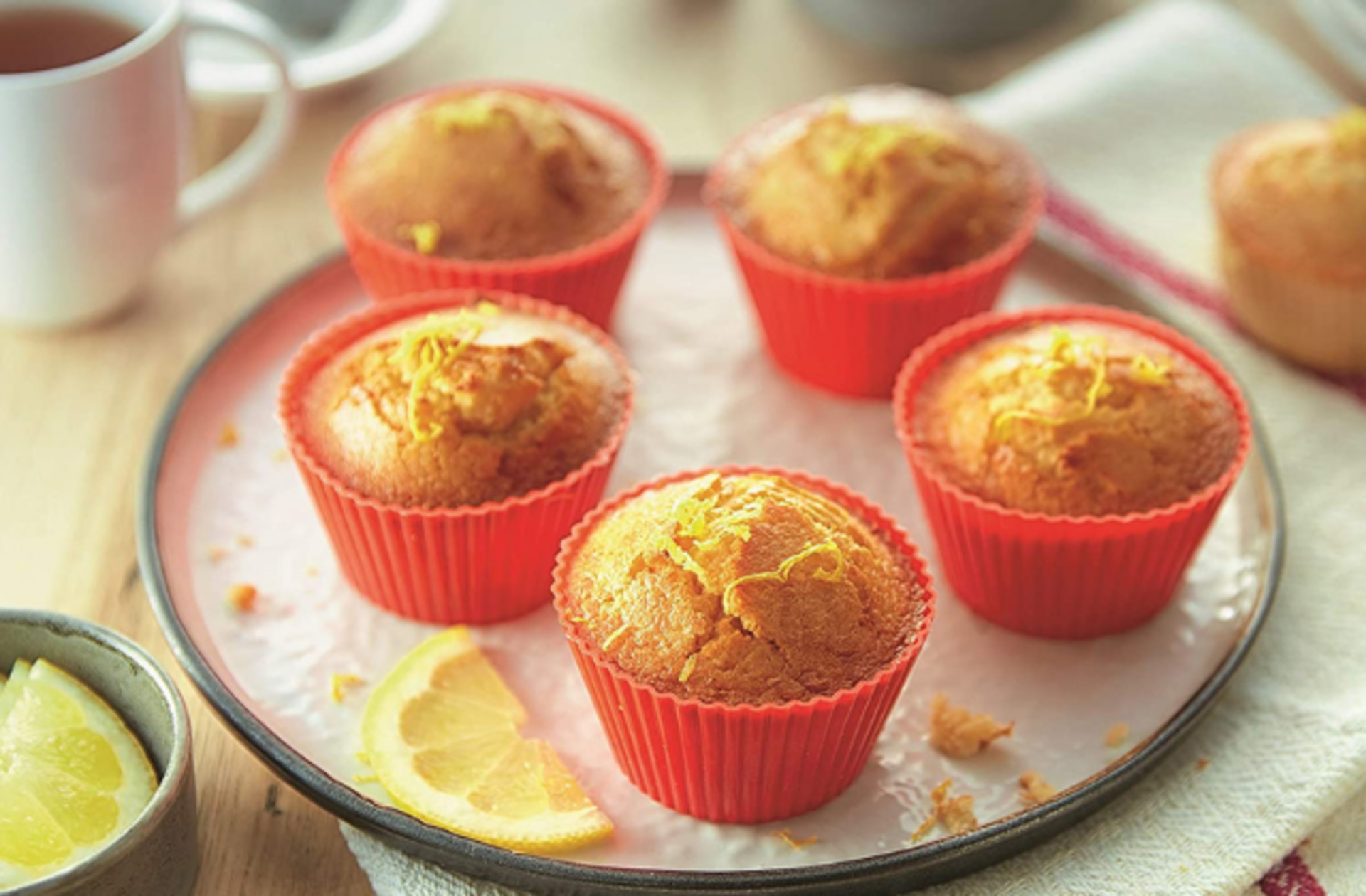 Misafirlerinizin bayılacağı muffinler yapmak için en iyi muffin kek kalıpları