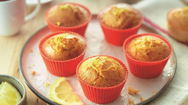 Misafirlerinizin bayılacağı muffinler yapmak için en iyi muffin kek kalıpları