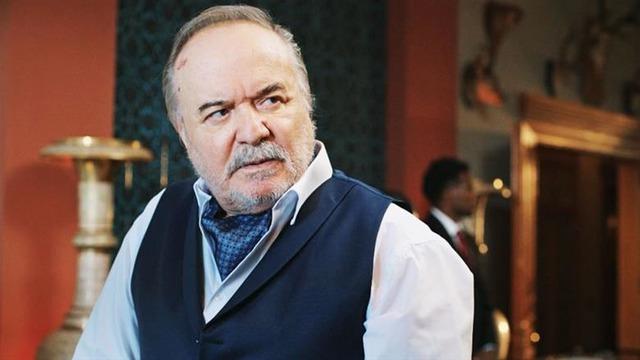 Yalı Çapkını’nın Halis Ağa’sı Çetin Tekindor’un oğlunu görenler çok şaşırdı! Meğer o da ünlüymüş