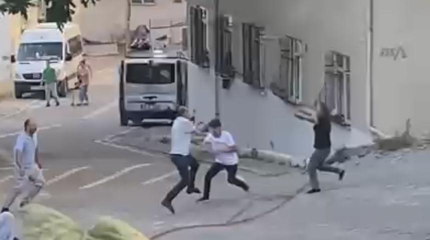 Esenyurt'ta korkunç olay! Kız arkadaşına saldırdı, müdahale eden kişiyi öldürdü