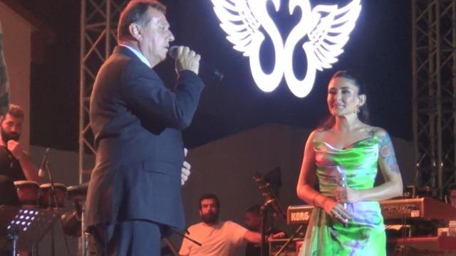 Melek Mosso'dan sarılmak isteyen Belediye Başkanı Nebi Tepe'ye ilginç sözler: Sonra sıkıntı olmasın