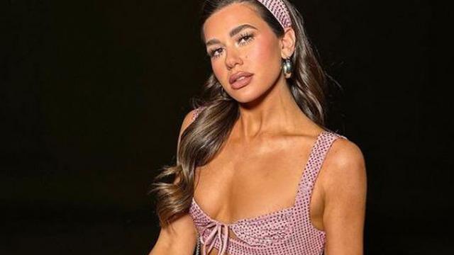 Fenomen Sibil Çetinkaya kendisine Acil silikon taktır diyen kişiye tepkisiz kalmadı